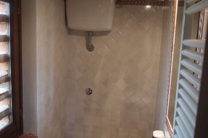 Room 20 of 23