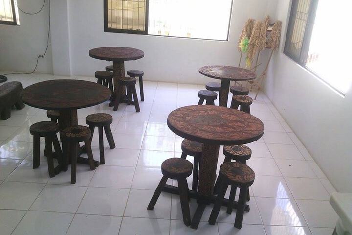 Dining 2 of 2