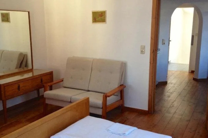 guest_rooms