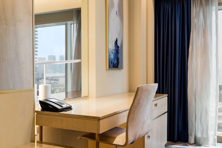 Room 34 of 269