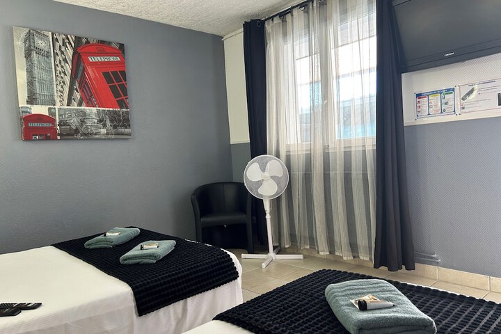 Room 14 of 45
