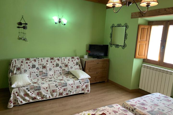 Room 10 of 20