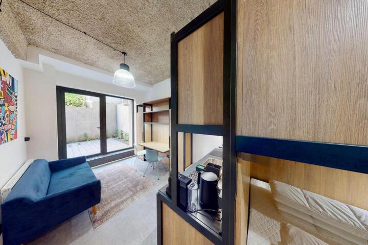 General 37 of 76