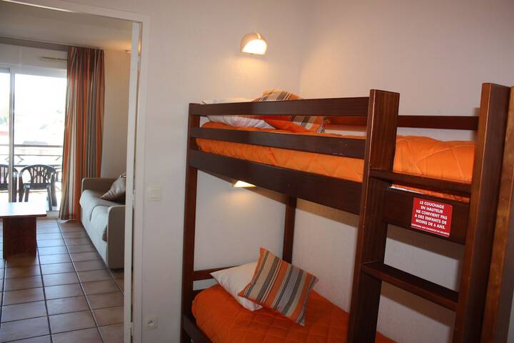 Room 13 of 61