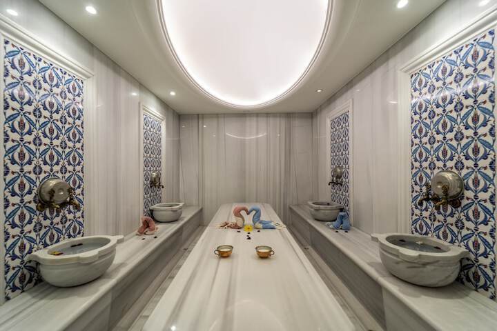 Room 44 of 75