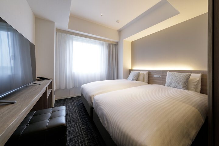 Room 9 of 47