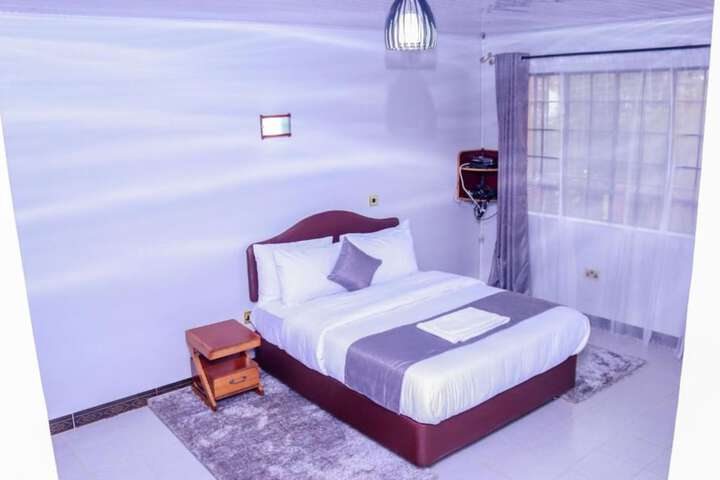 Room 15 of 46
