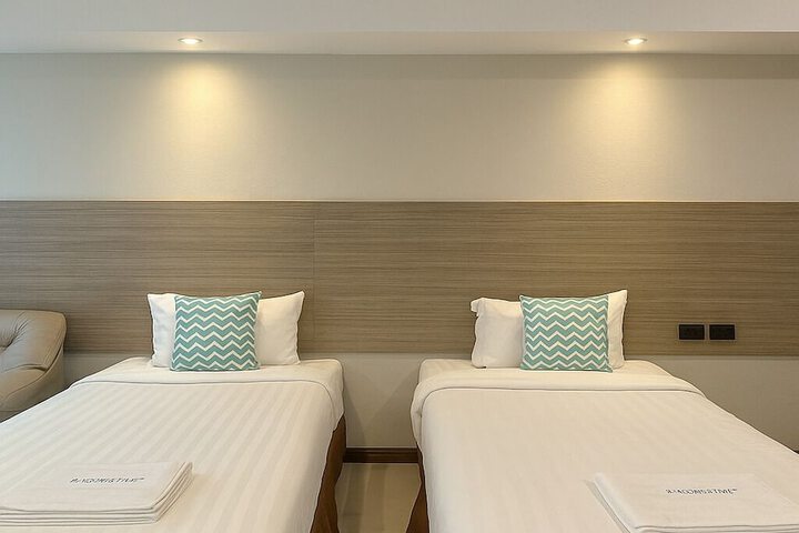 Room 15 of 31