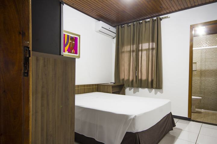 Room 33 of 67