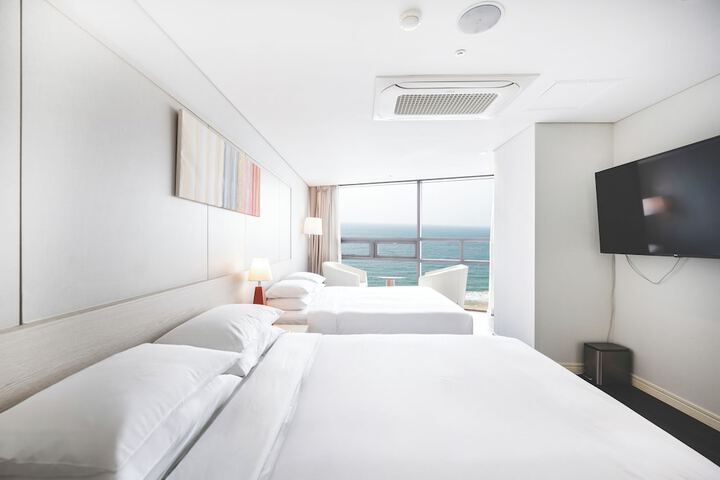 Room 75 of 151