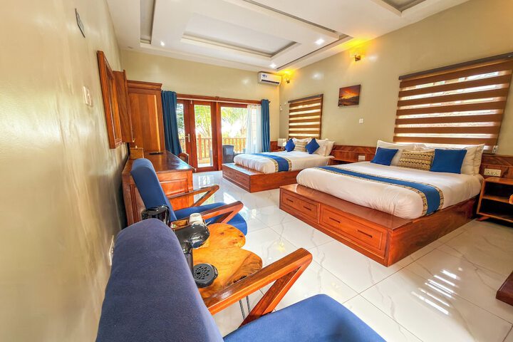 Room 15 of 71