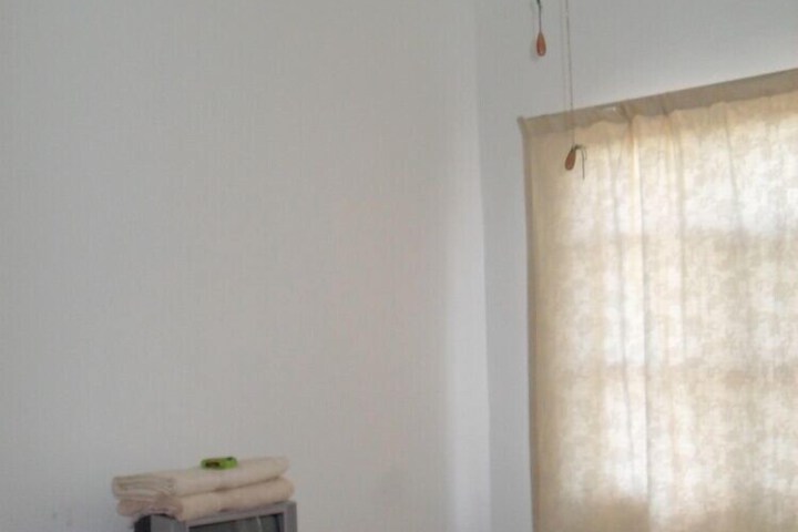 Room 6 of 14