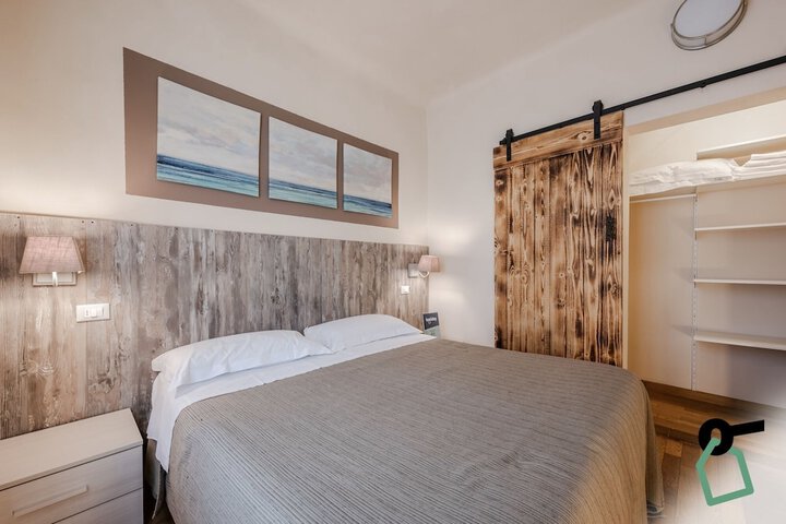 Room 3 of 57