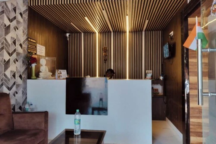 Hotel Interior 4 of 27