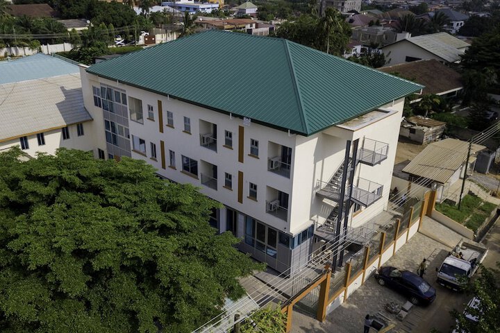 Hotel 225 of 230