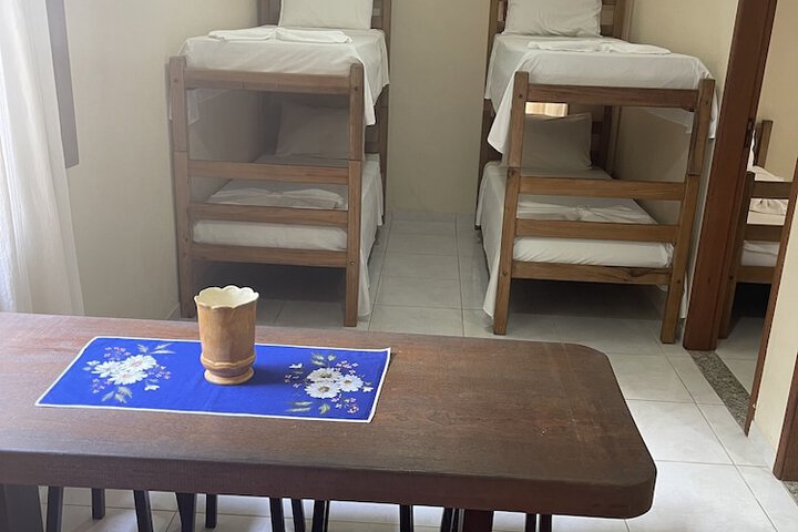 Room 10 of 106
