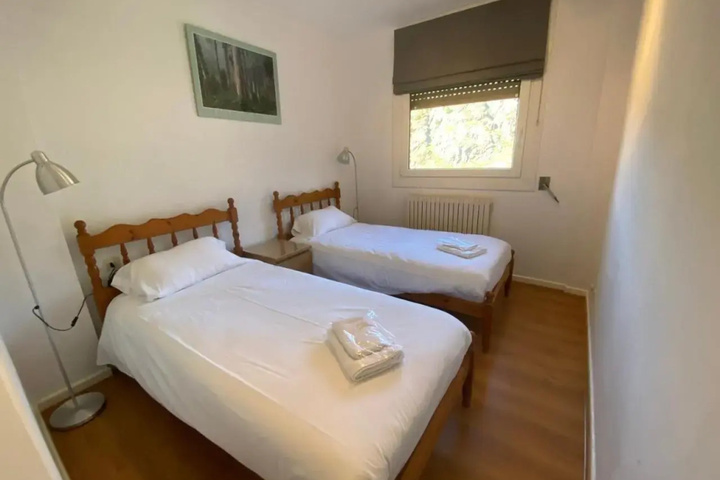 Room 3 of 11
