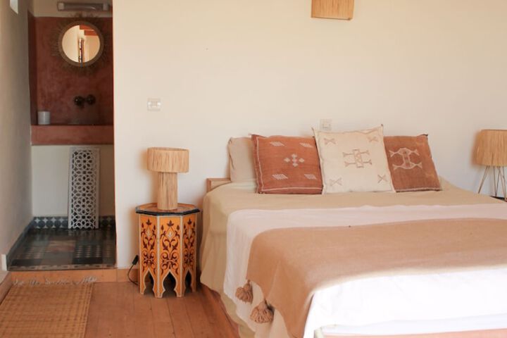 Room 2 of 45