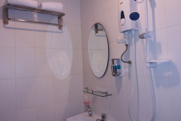 Room 40 of 63