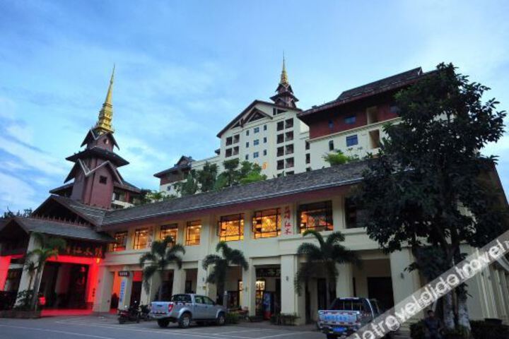 Hotel 7 of 28