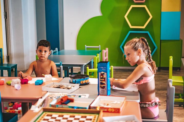 Childrens Activities 84 of 140