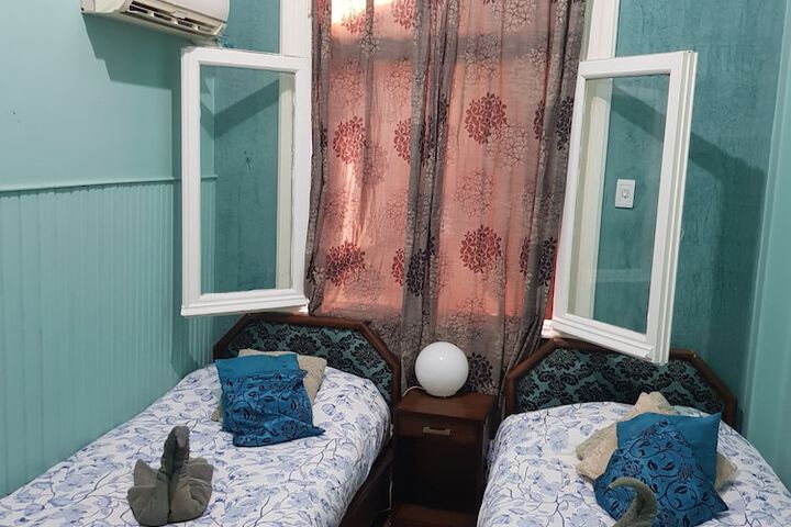 Room 7 of 38