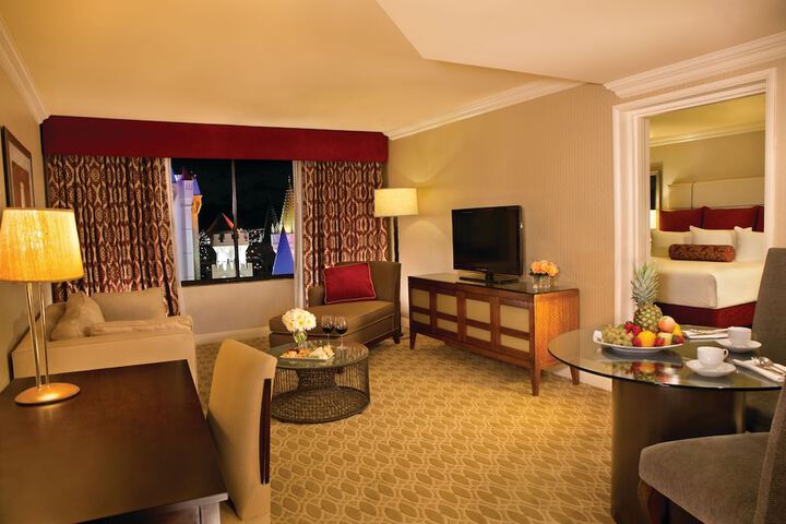Room 21 of 64