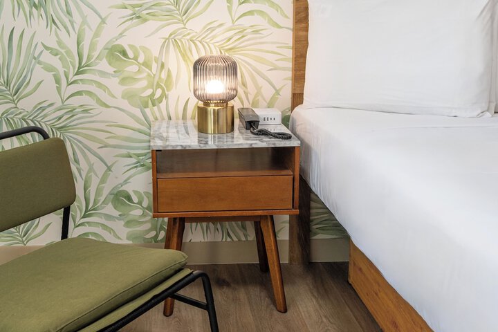 Room 5 of 36