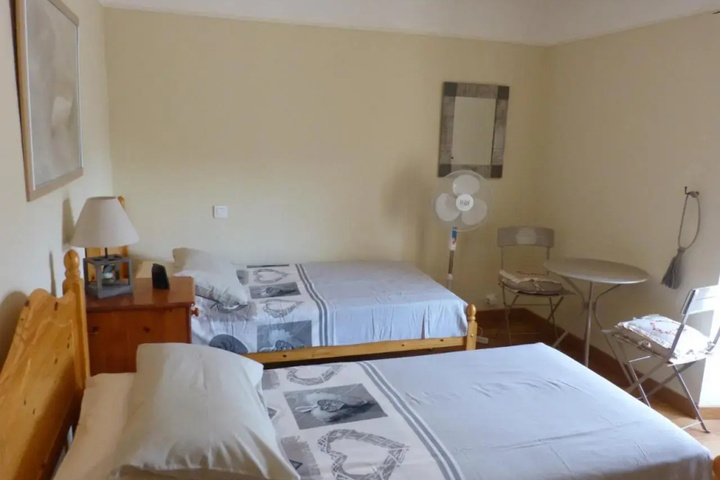 Room 5 of 14