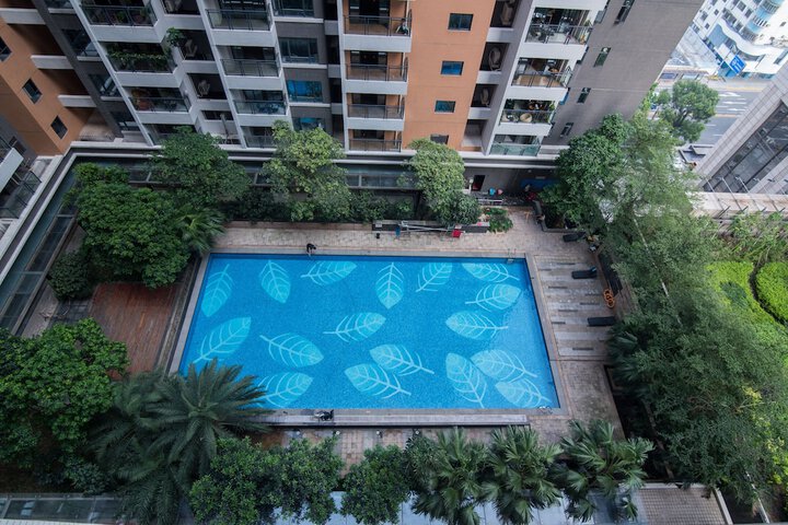 Pool 25 of 31