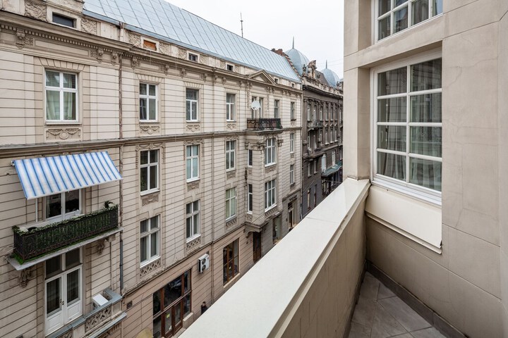 Hotel View 126 of 127