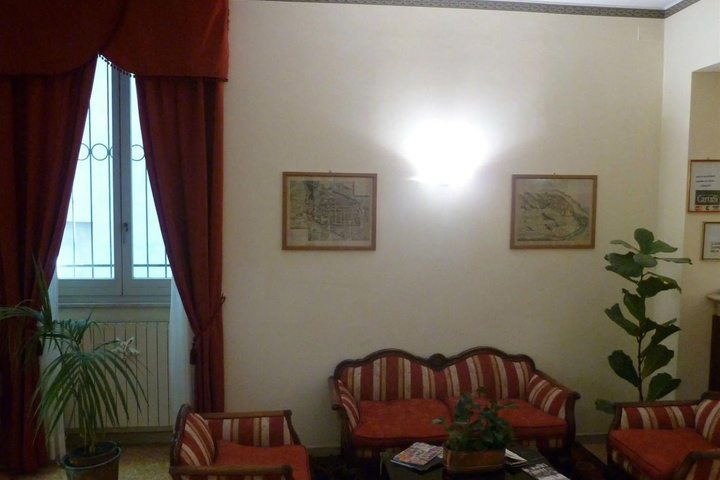 Room 6 of 23