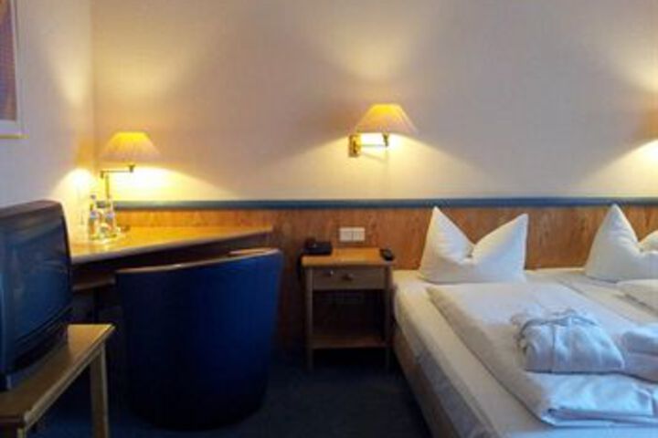 Room 5 of 21