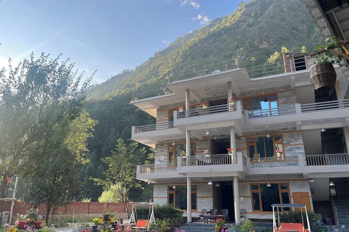 The Royal Orchard Kasol