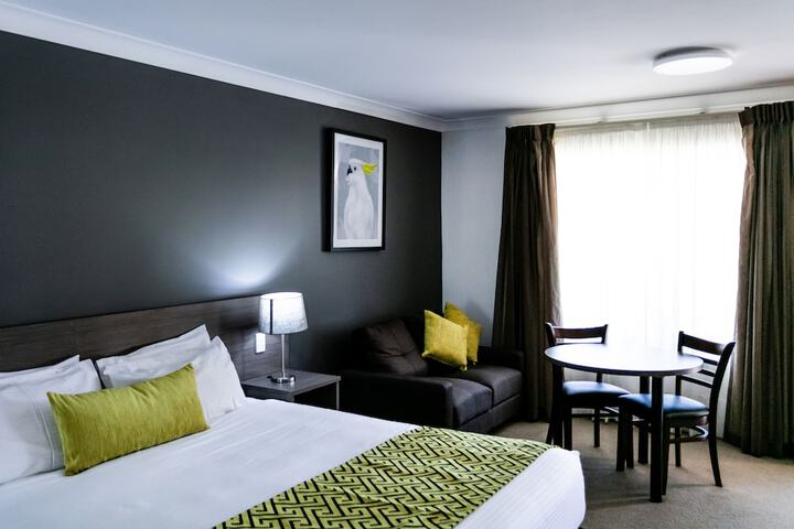 Room 13 of 74