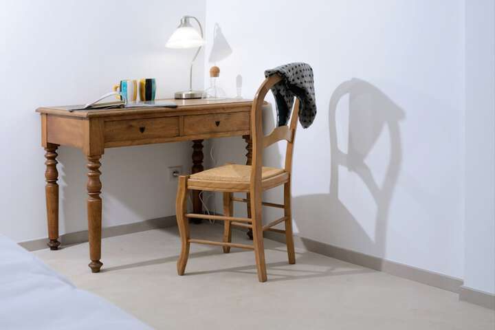 Room 45 of 115