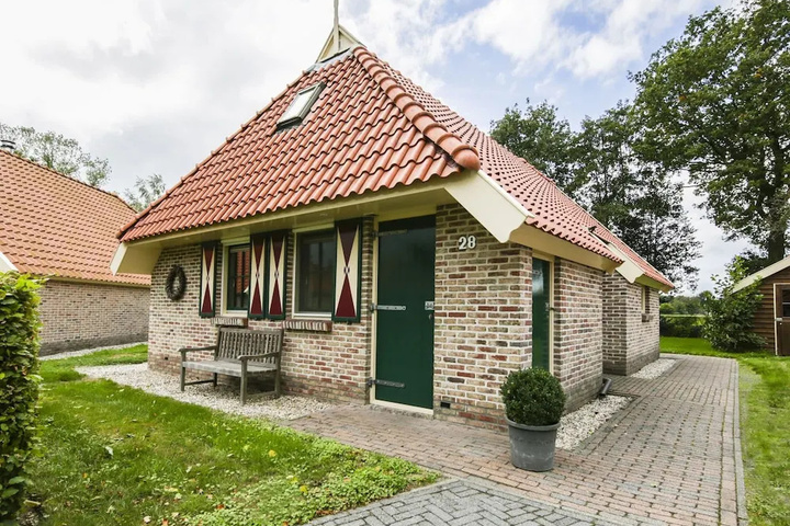 Comfy Holiday Home with Dishwasher near Meppel