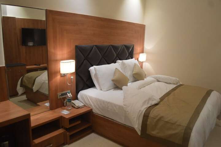 Room 5 of 54