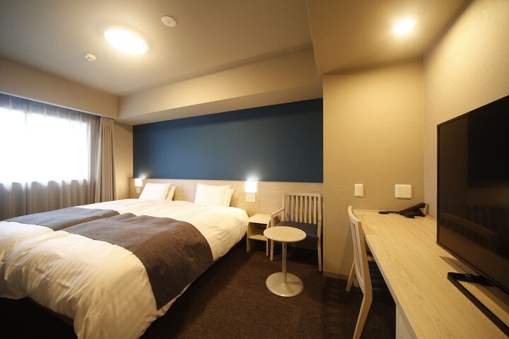 Room 9 of 46