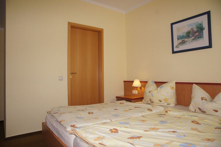 Room 12 of 52
