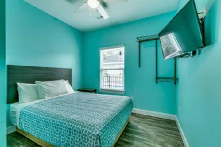 Room 25 of 30