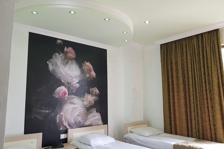 Room 16 of 35