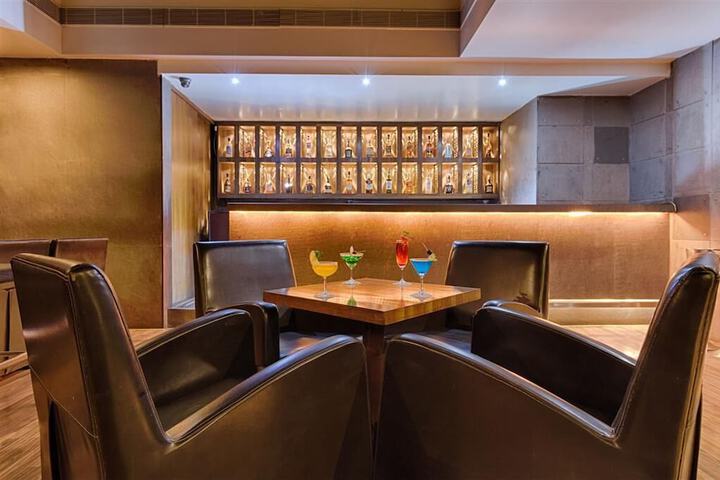 Dining Photos