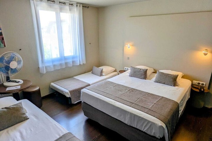 Room 18 of 35