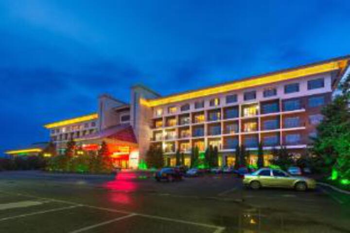 Yijiangnan Hotel