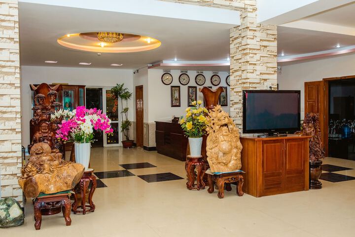 Hotel Interior 2 of 35