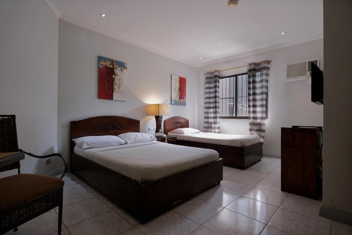 Room 22 of 50