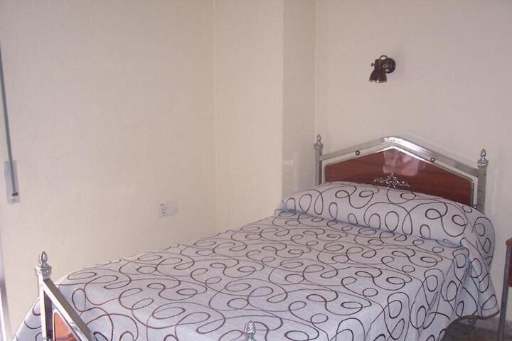 Room 12 of 22