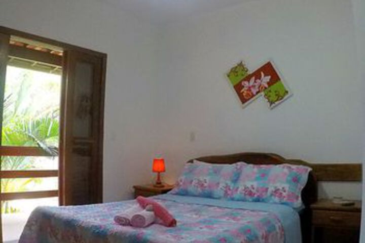 Room 32 of 46