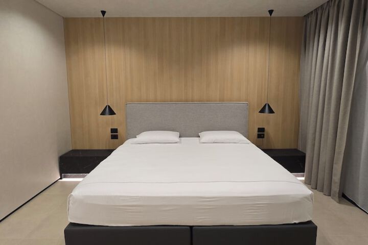 Room 21 of 91